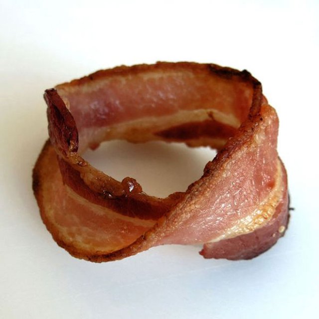 moebius_bacon.jpg