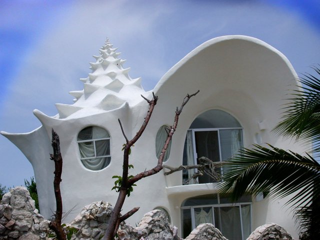 8103412_1933worldstopstrangestbuildingsconchshellhouseislamujeres1_jpeg93d891bb50062a9df85b484d0a6b0e9a.jpeg