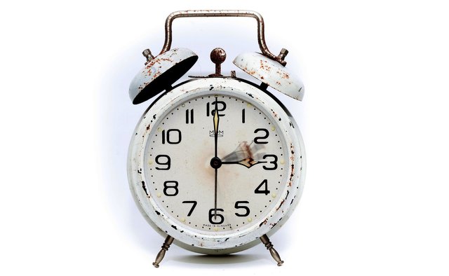 alarm-clock-2175382_1920.jpg