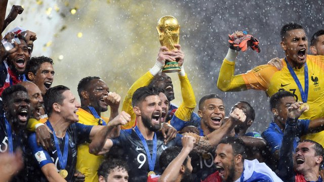 france-world-cup-trophy.jpg