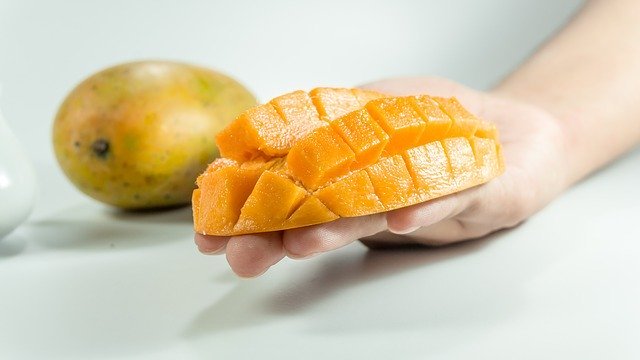 mango-2471852_640.jpg