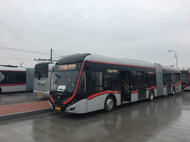 bus-2554514_1280.jpg