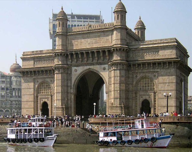 Gateway-of-India.jpg