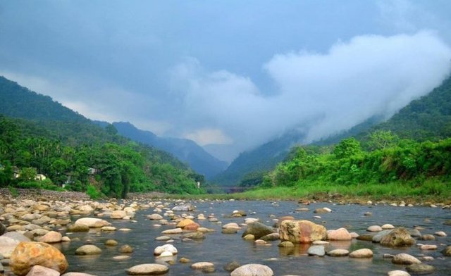 jaflong-sylhet-ruposhi-bangladesh-770x515.jpg