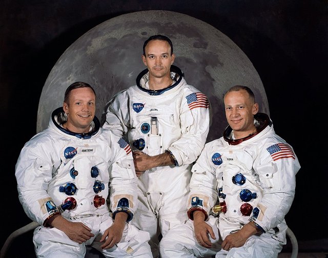 1024px-Apollo_11.jpg