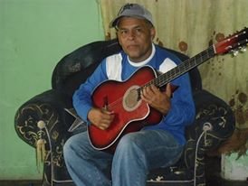 Guitarra Papa.jpg