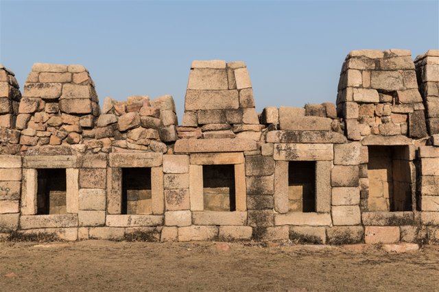 Chausath Yogini khajuraho.jpg