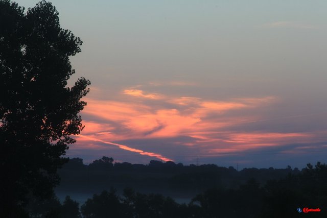 sunrise dawn cloud colorful SR0175.JPG