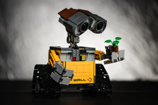 wall-e.jpg