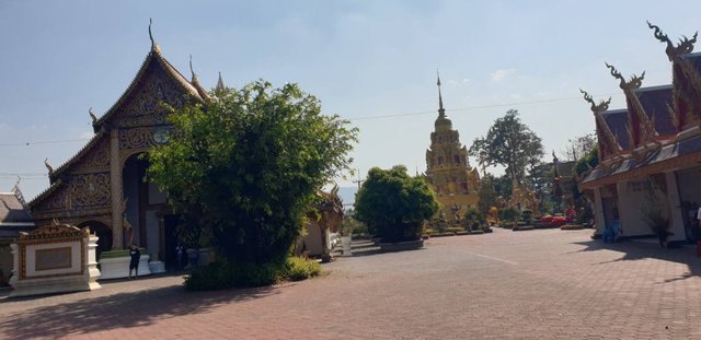 Wat Phra Nang Din1.jpg