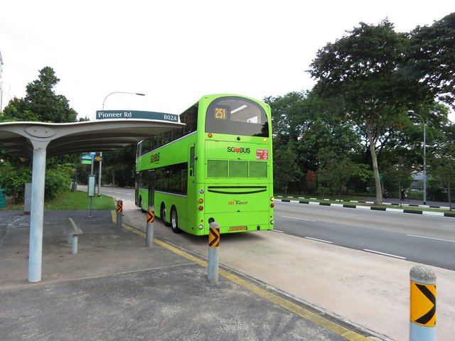 bus-2460483_1280.jpg