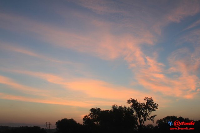 sunrise dawn morning clouds skyscape SR0038.JPG
