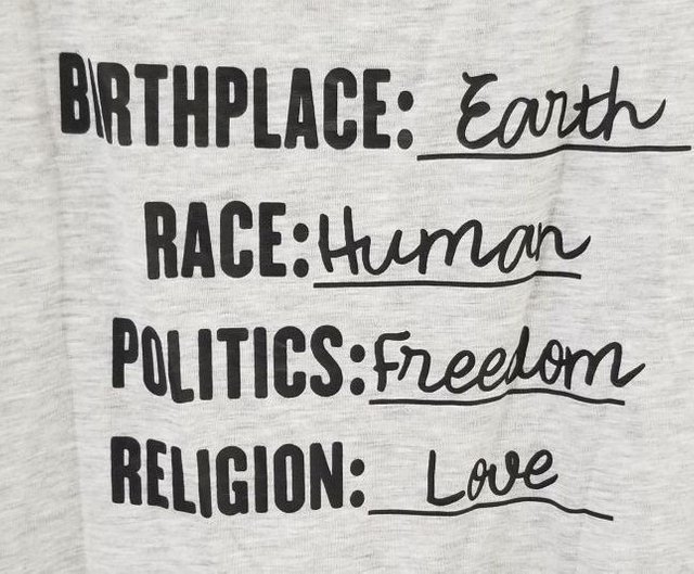 20180723_145615 - Race - Human tshirt - detail.jpg