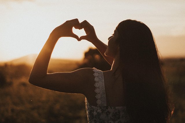 heart-5084900_1280.jpg