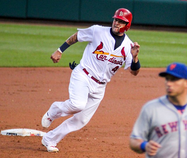 16825_cardinals_Yadier_Molina.jpg