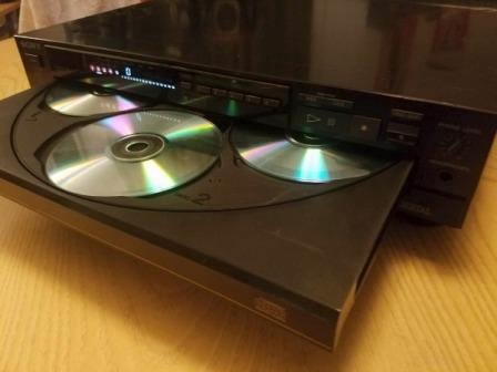 sony-cdp-c50-5-cd-player-reproductor-de-discos-compactos-D_NQ_NP_795115-MLV25195398410_112016-F.jpg