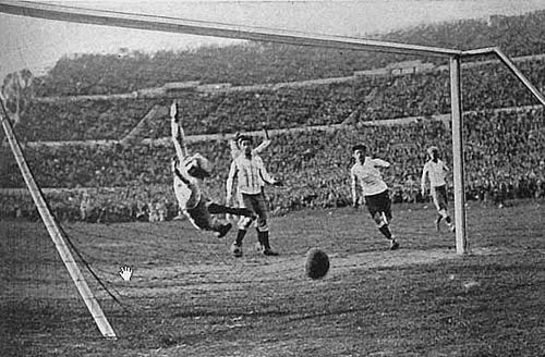 Uruguay_goal_v_argentina_1930.jpg