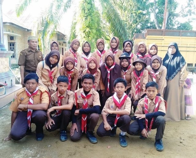 pramuka smp.jpg