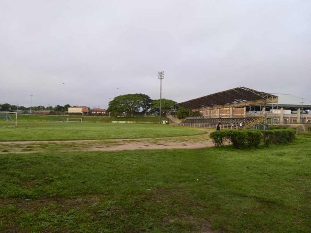 campo futbol y perfil grada 42.jfif