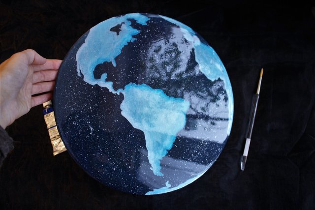 Blue Earth - Round Painting on canvas board with resin — Steemit