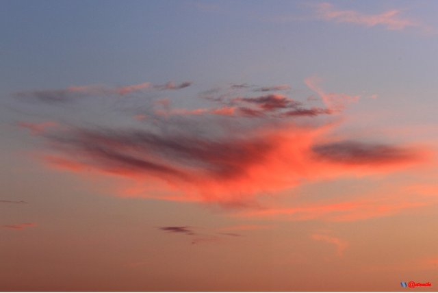 sunrise clouds colorful skyscape SRC0126.JPG