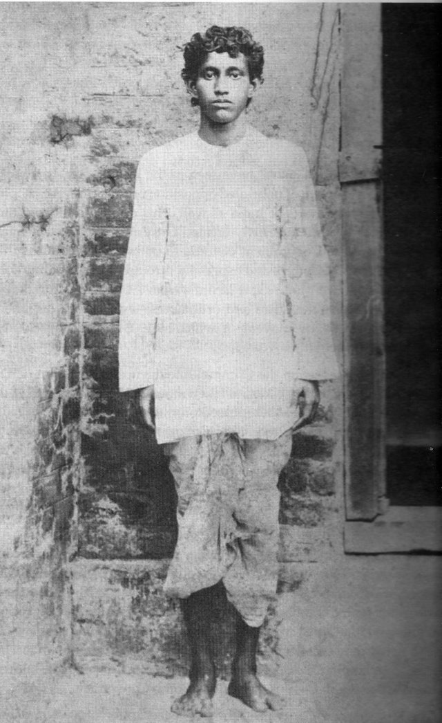 Khudiram_Bose_1905.jpg