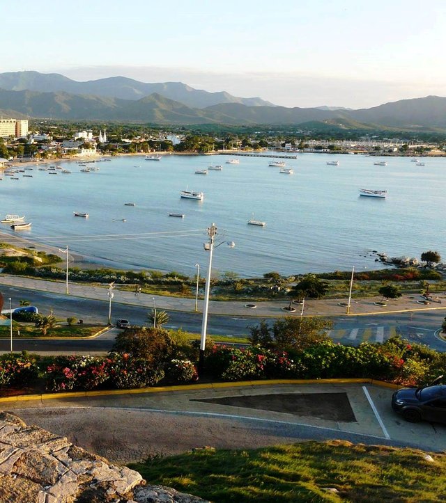 Bahia de juan G desd  el fortin.jpg