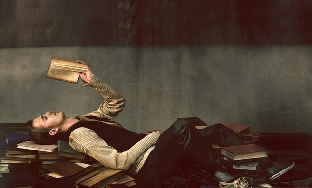 hayden-christensen-reading-wallpapers-1920x1200.jpeg