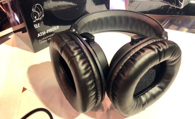 LTAM 149 Audio Technica ATH PRO5X DJ Headphones Steemit