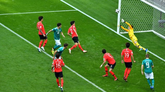 Korea Kalahkan Jerman di Piala Dunia 2018 12.jpg