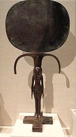 Caryatid_Mirror,_about_1540-1296_BC,_New_Kingdom,_Dynasty_18,_bronze_perhaps_with_black_copper_inlay_-_Cleveland_Museum_of_Art_-_DSC08779.JPG