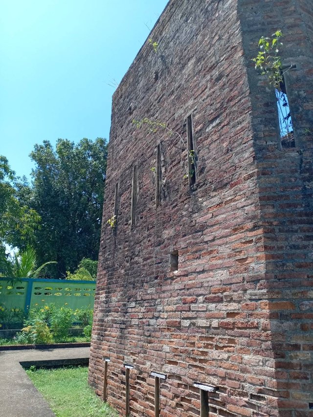 Khuk Khi Kai16.jpg