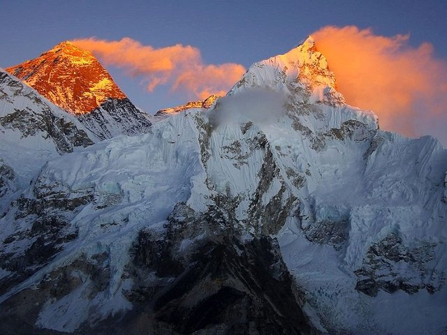 Mount_Everest_amazing_facts_1.jpg