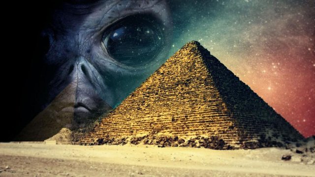 mummified_alien_pyramid.jpg