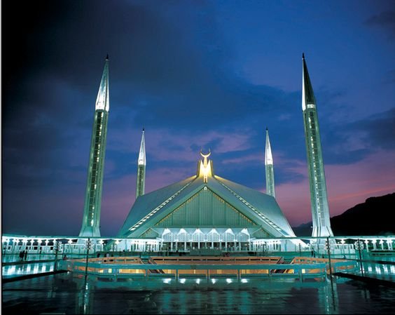 Beautiful-Faisal-Mosque.jpg