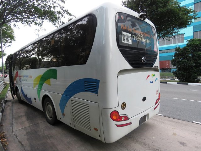 bus-2460482_1280.jpg