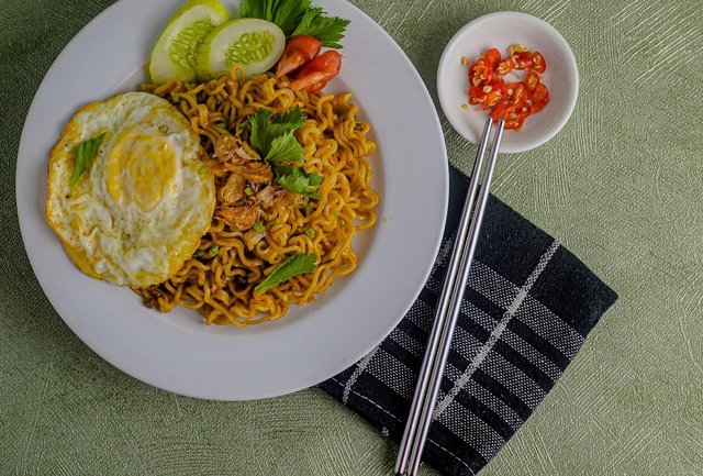 indomie-6658817_1280.jpg