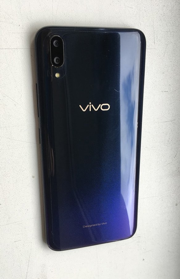 Vivo-V11-Pro-03.jpg