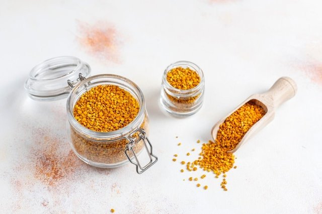 medicine-food-bee-pollen_114579.jpg