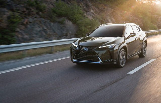 https _blogs-images.forbes.com_jasonfogelson_files_2018_10_Lexus_UX_200_Nori_Green_Luxury_001_FF3712725DC48E7B5080E768A4C768816D0BAE6B-1200x768.jpg