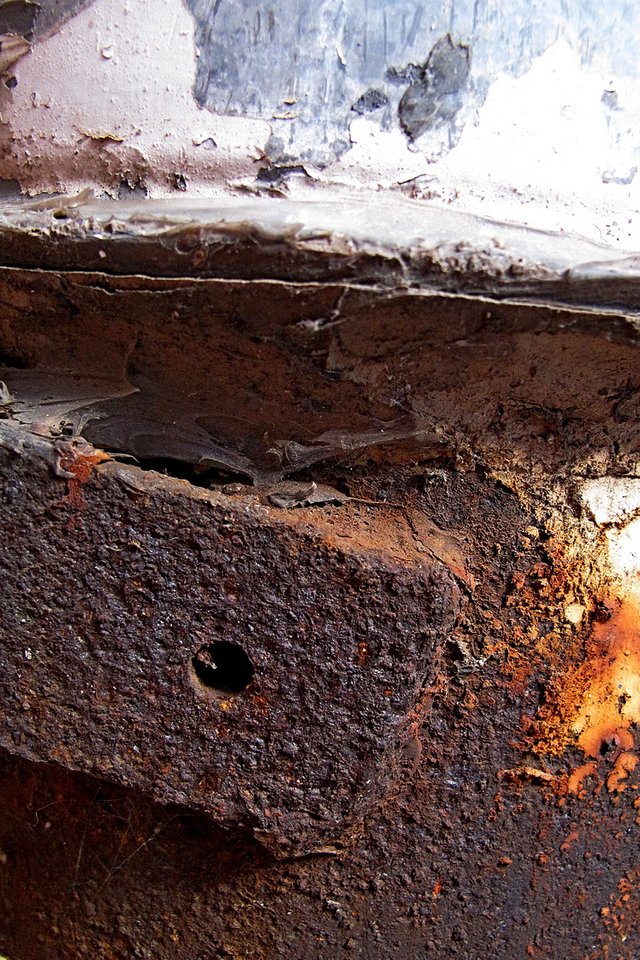 Colorful rust-IMG_1817_cr-steemit.jpg