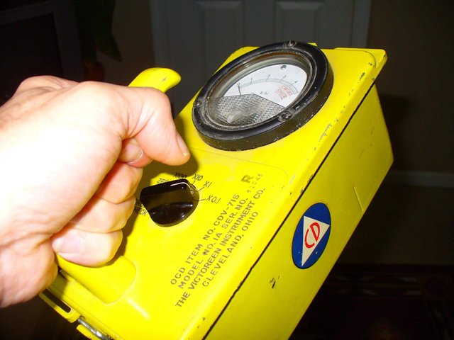Just showing off a Cold War geiger counter I received today