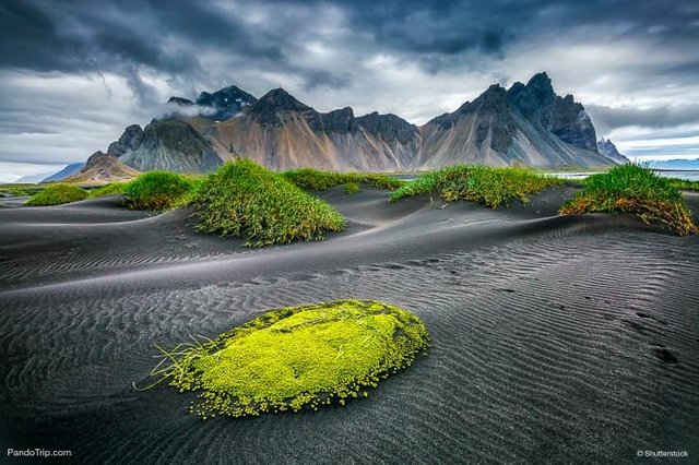 Vestrahorn-mountain-Iceland.jpg