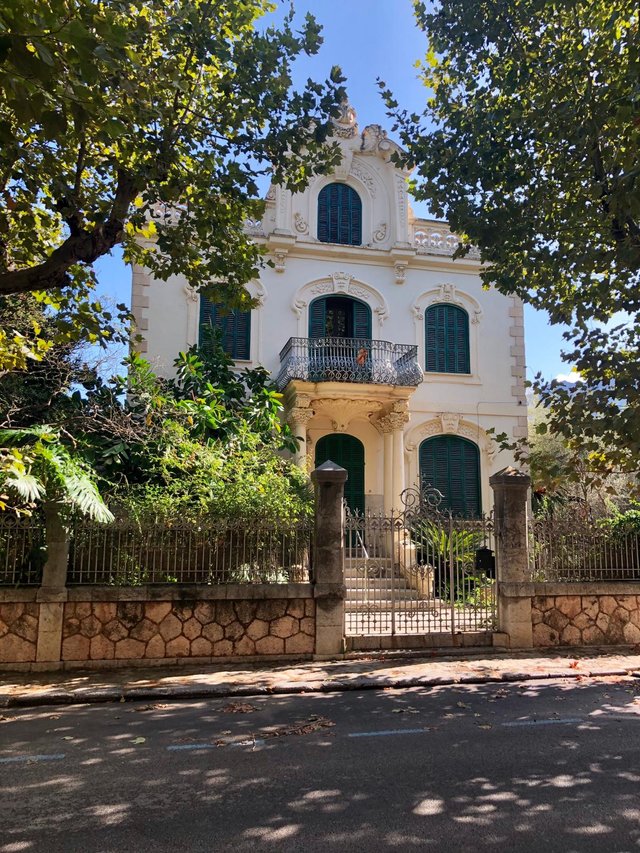 Villa Soller.jpg