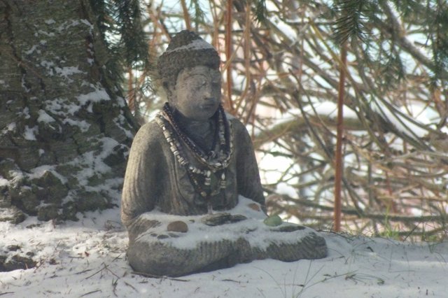 0174-SnowBuddha.jpg