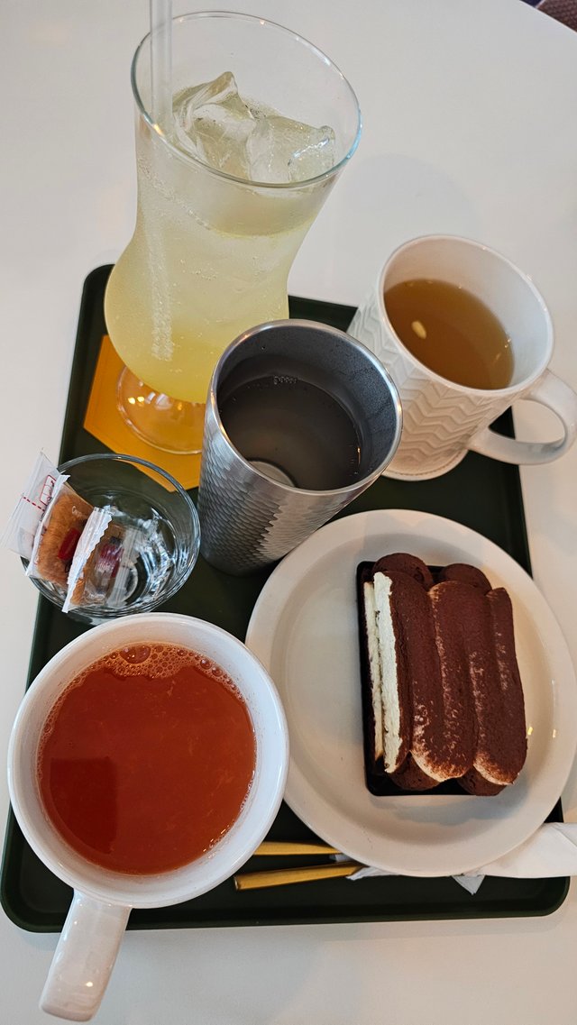 KakaoTalk_20250618_223113162_02.jpg