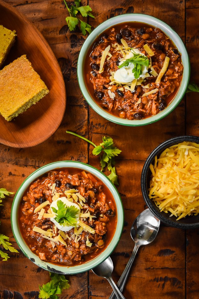 Easy Black Bean and Lentil Chili (Vegan+GF)-3.jpg