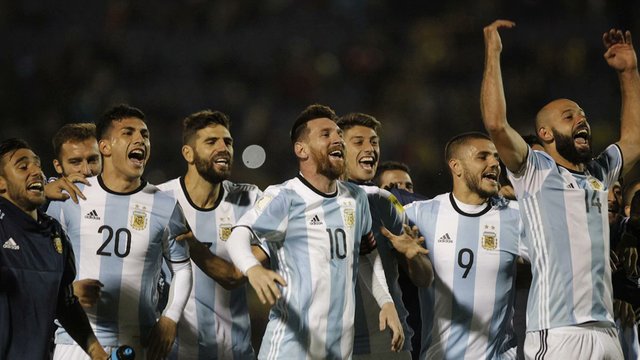 651954-argentina-football-tweet.jpg