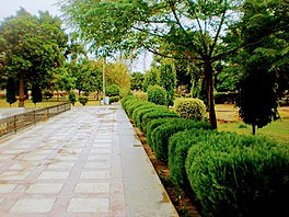 264px-Safdar_Shaheed_Park_1.jpg