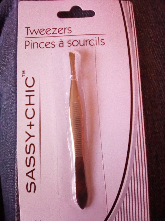 tweezers for fa kit.jpg